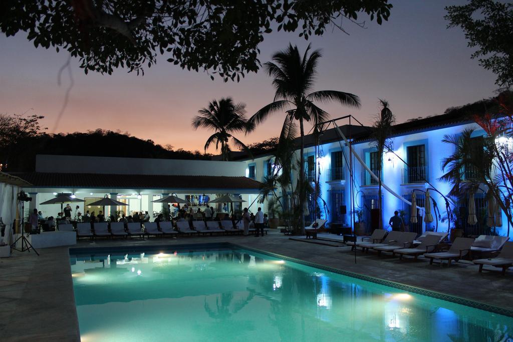 Hotel Santa Cruz Huatulco Exterior photo